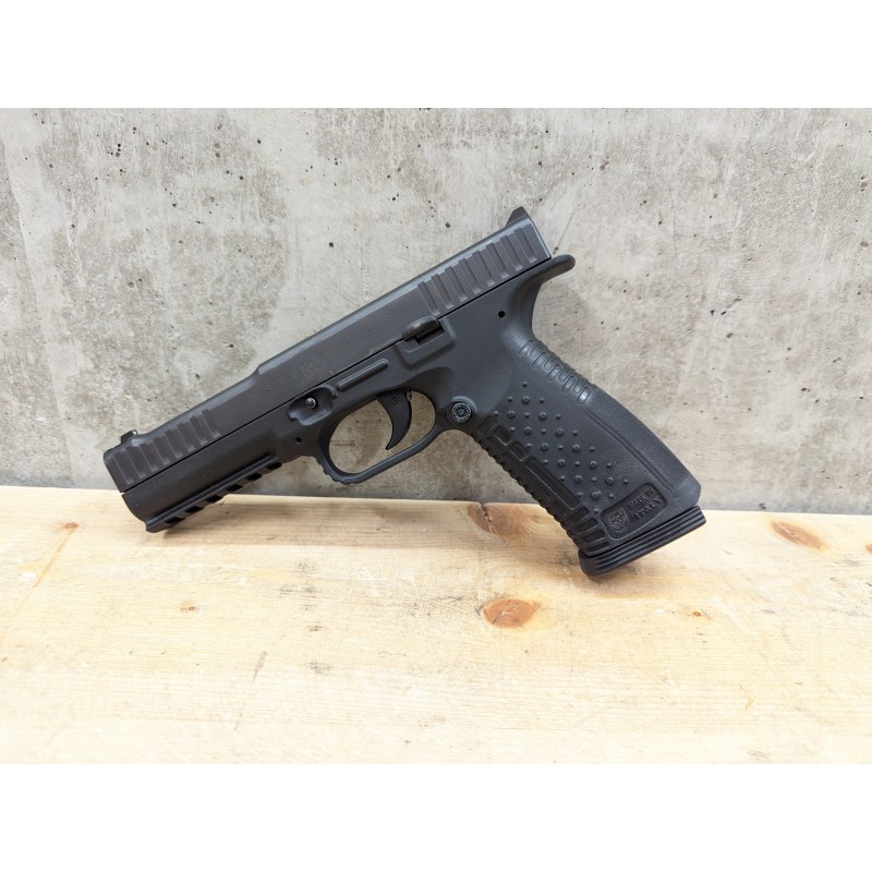 Pistolet Arsenal Strike One - 9x19