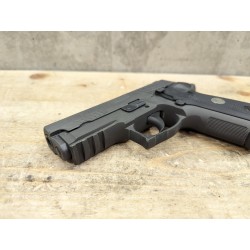 Pistolet SIG P229 Legion - 9x19 mm